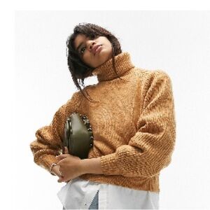Camel turtle neckSweater